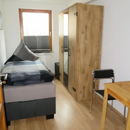 Kleines Gemuetliches Monteurzimmer